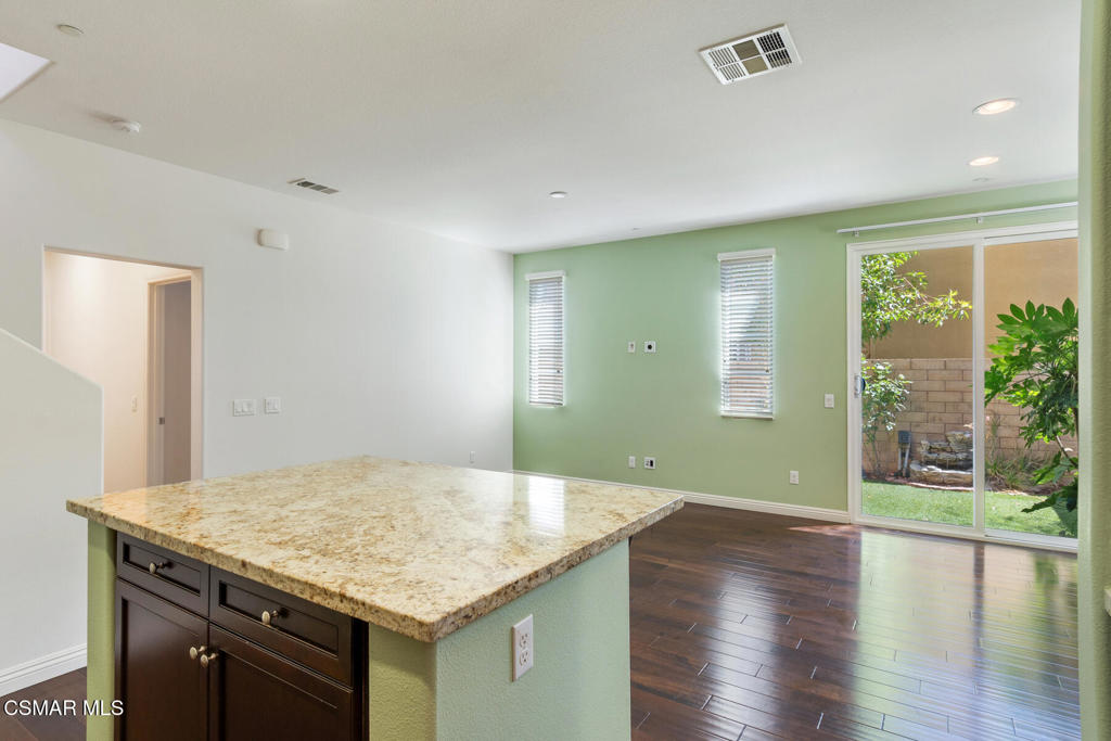 2952 Palmera Lane Property Photo 7