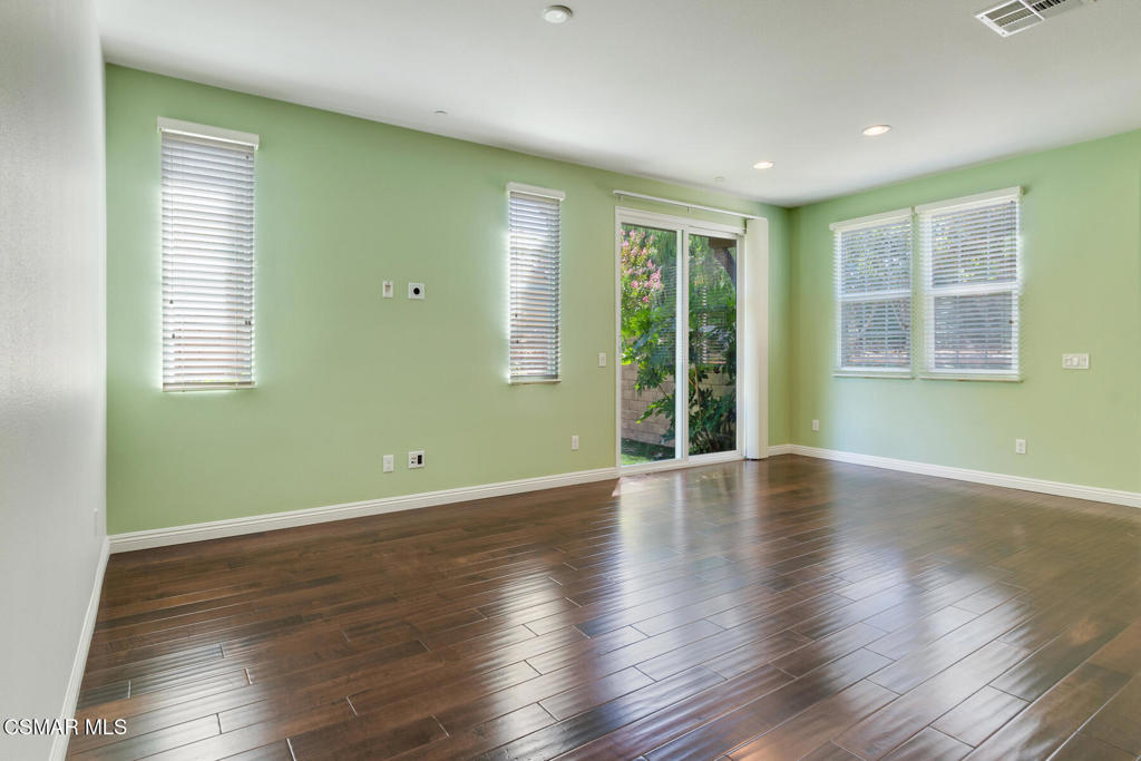 2952 Palmera Lane Property Photo 8