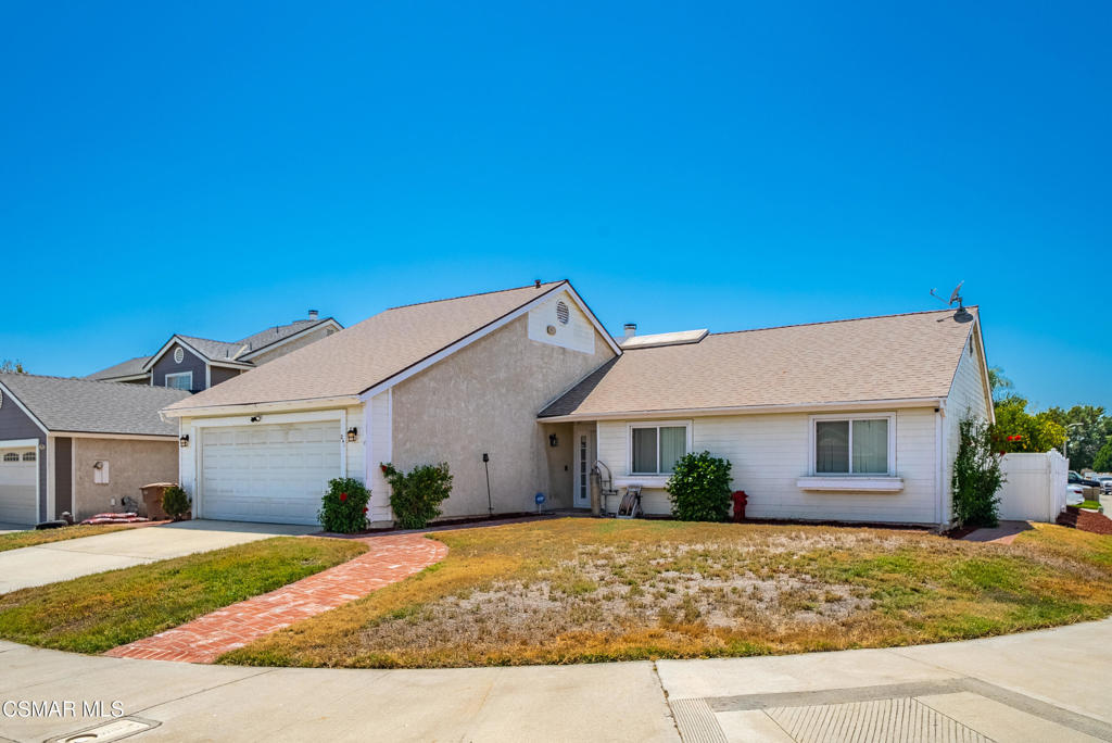 241 Cottonwood Lane Property Photo 1