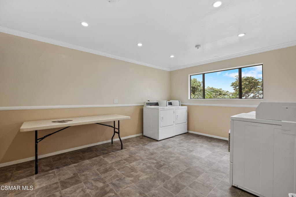 5000 S Centinela Avenue 109 Property Photo 27