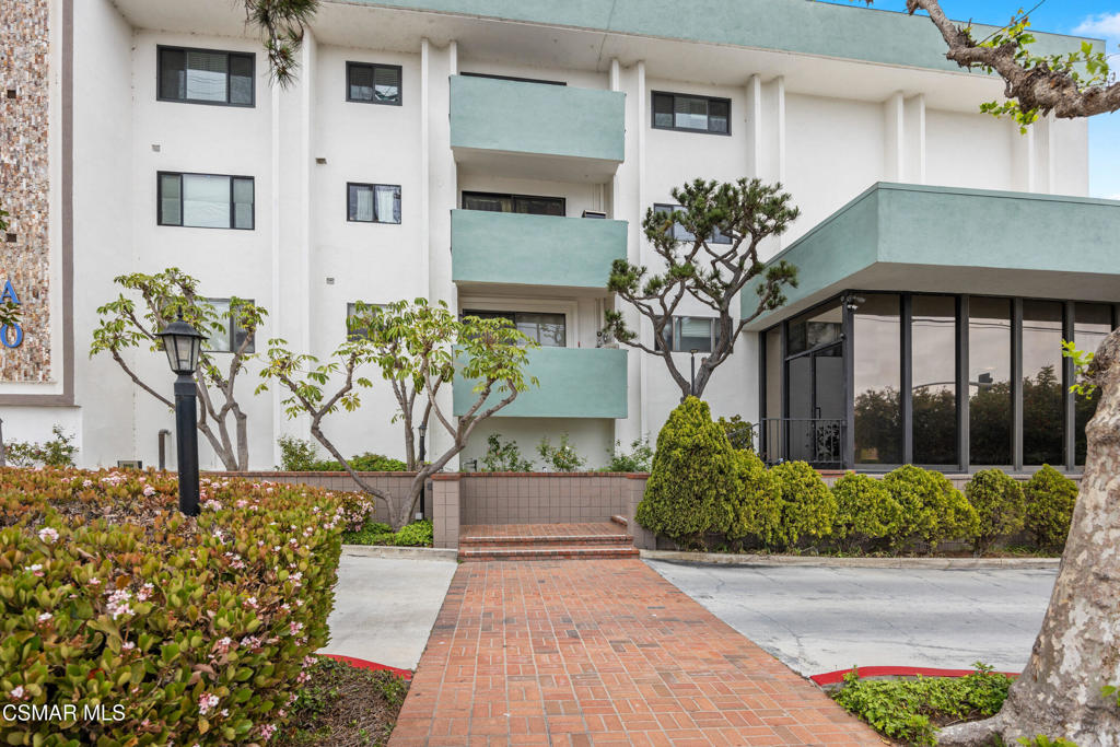 5000 S Centinela Avenue 109 Property Photo 28