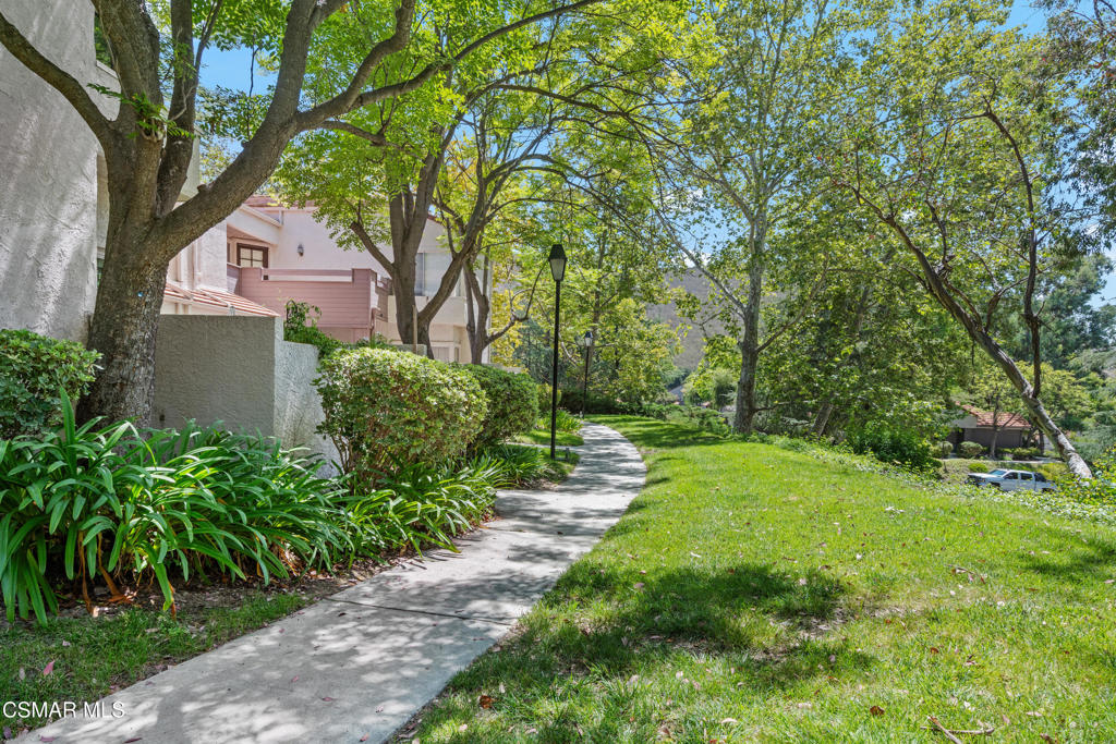 501 Via Colinas Property Photo 3