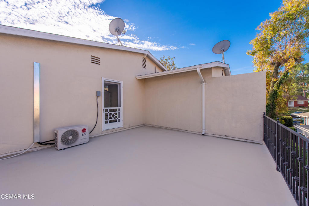 22002 Ybarra Road Property Photo 28