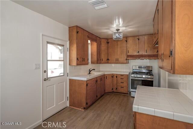 7538 Vassar Avenue Property Photo 12