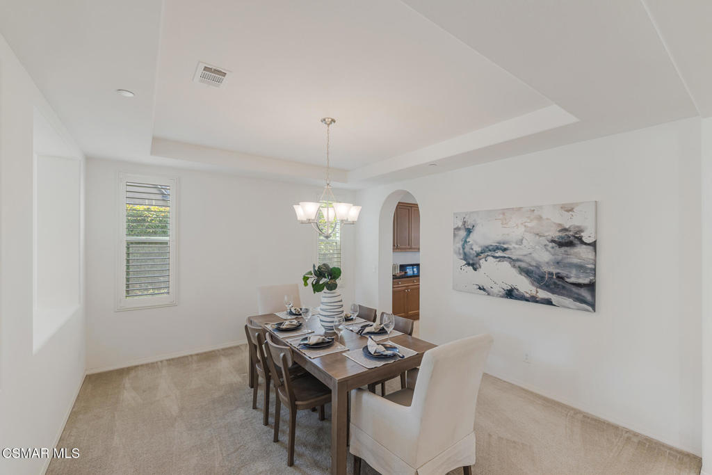 7020 Highgrove Place Property Photo 10