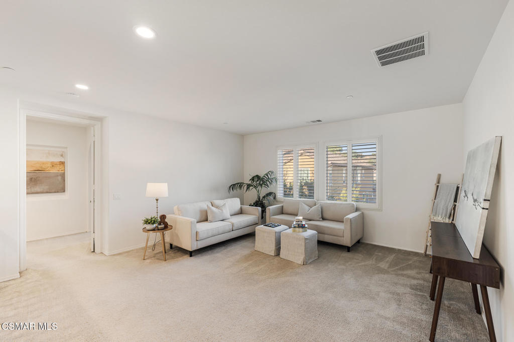 7020 Highgrove Place Property Photo 30