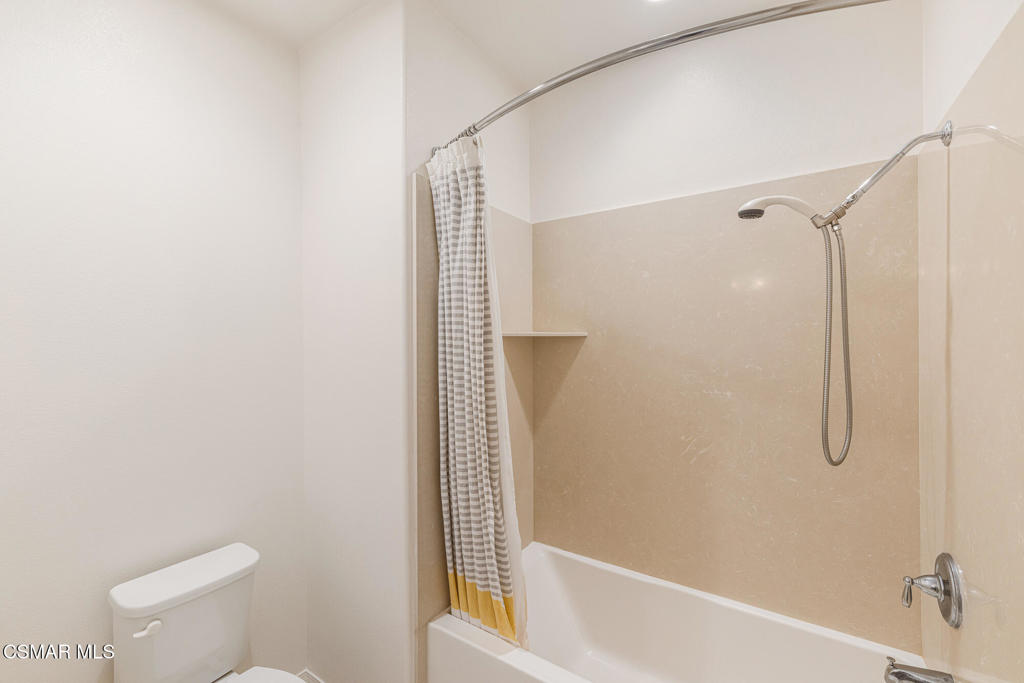 7020 Highgrove Place Property Photo 35