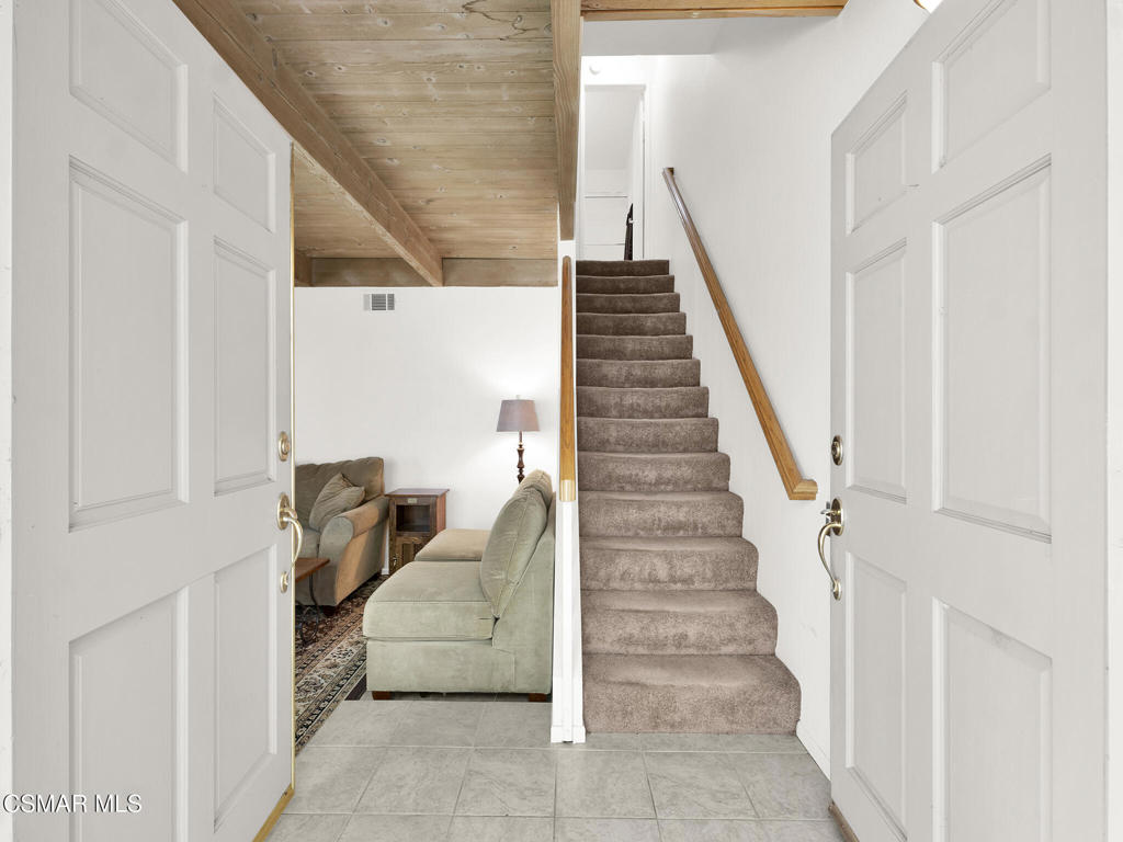 2965 Dogwood Circle Property Photo 2