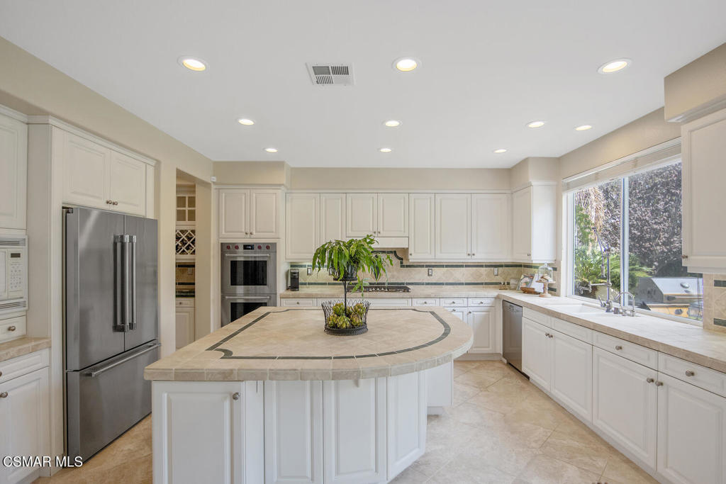 181 Dusty Rose Court Property Photo 23