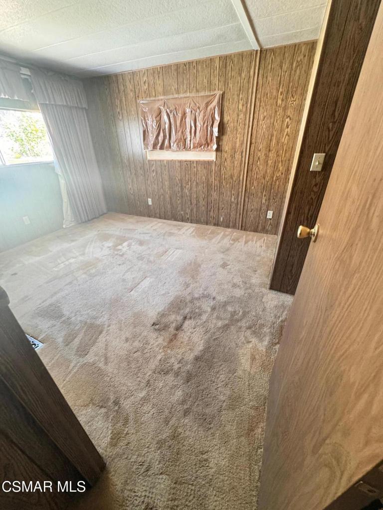 16 Robertson Way Property Photo 10