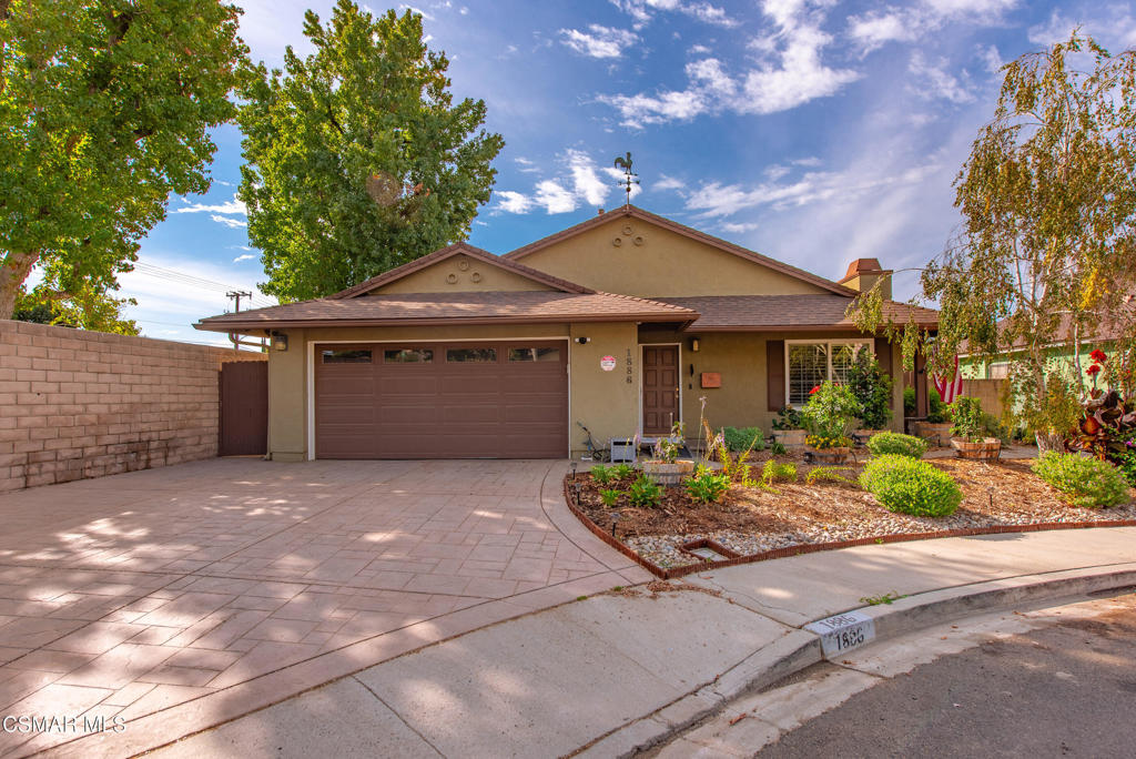 1886 Cloud Court Property Photo 1