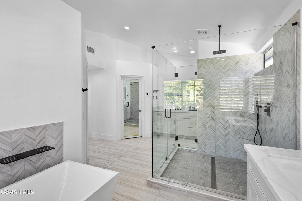 519 Turnbury Street Property Photo 35