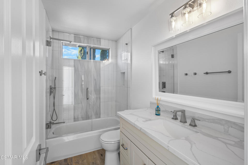 519 Turnbury Street Property Photo 41