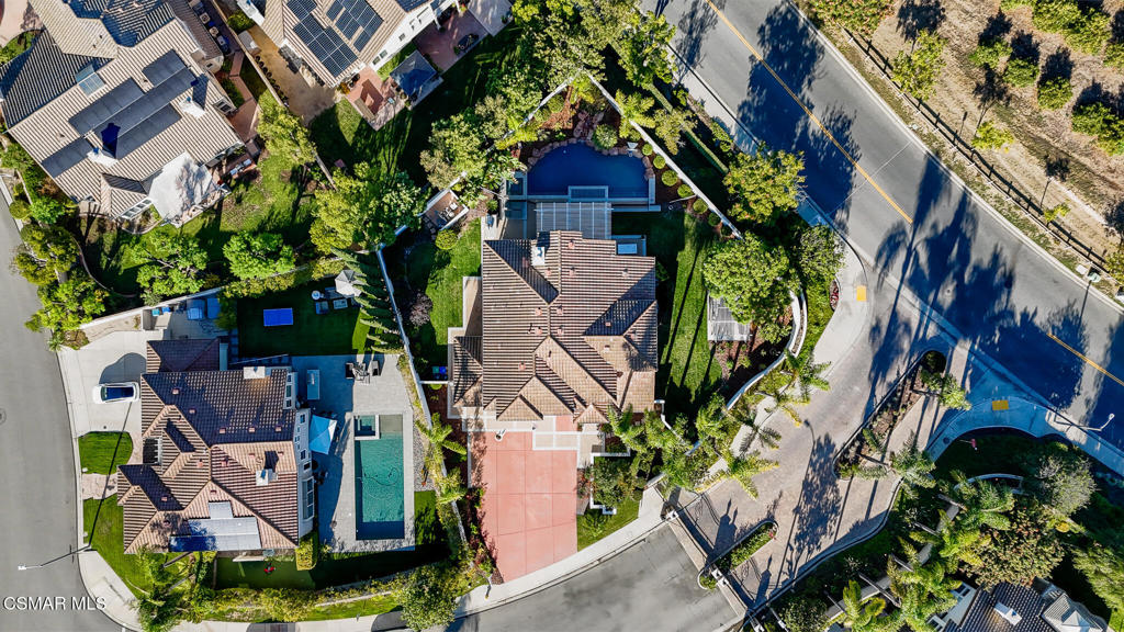 519 Turnbury Street Property Photo 52