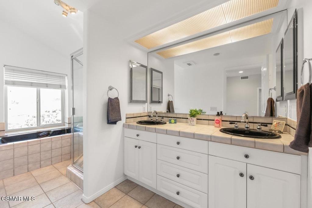 501 Dorado Court Property Photo 6