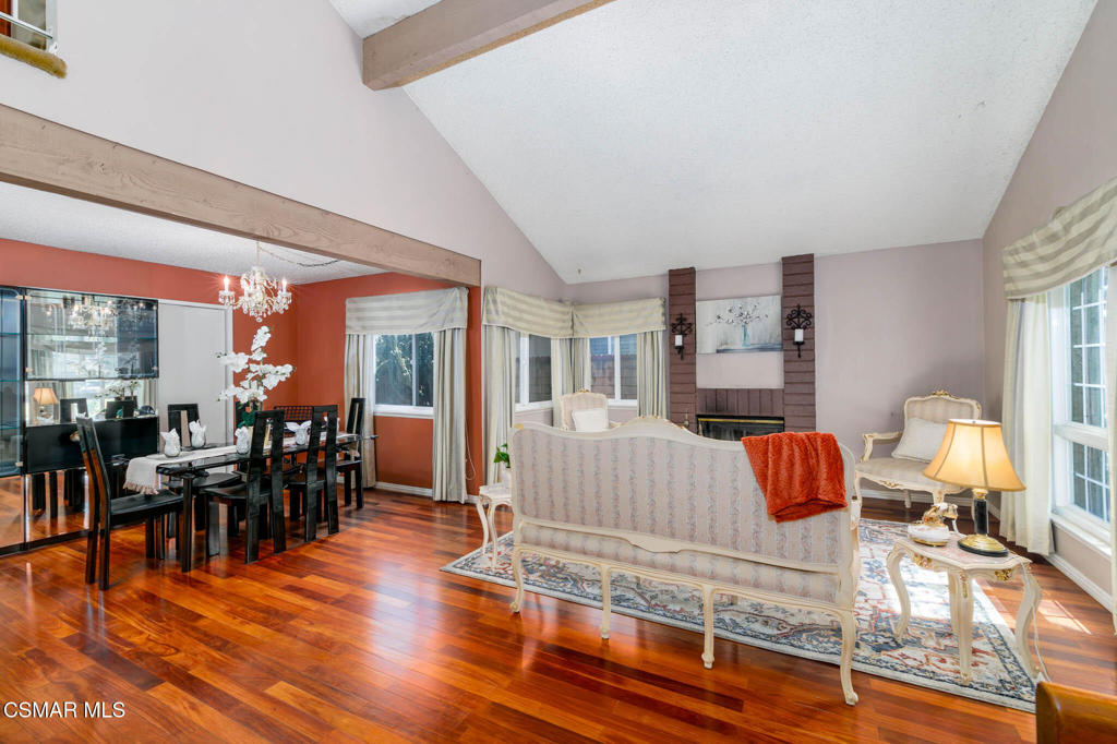 2649 Nicholas Street Property Photo 5