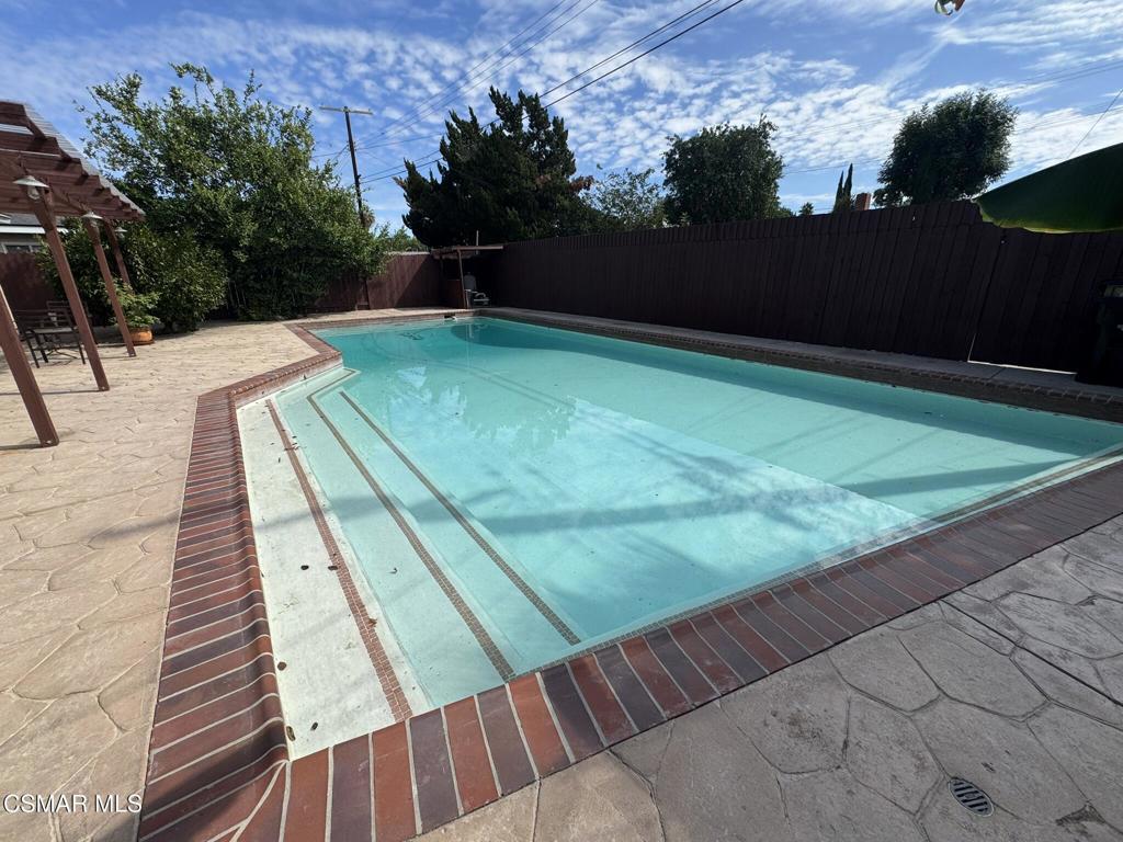 22630 Gilmore Street Property Photo 17