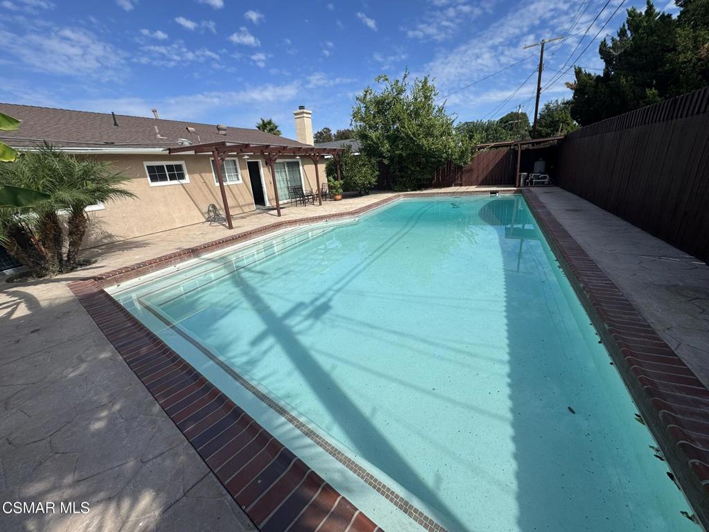 22630 Gilmore Street Property Photo 18