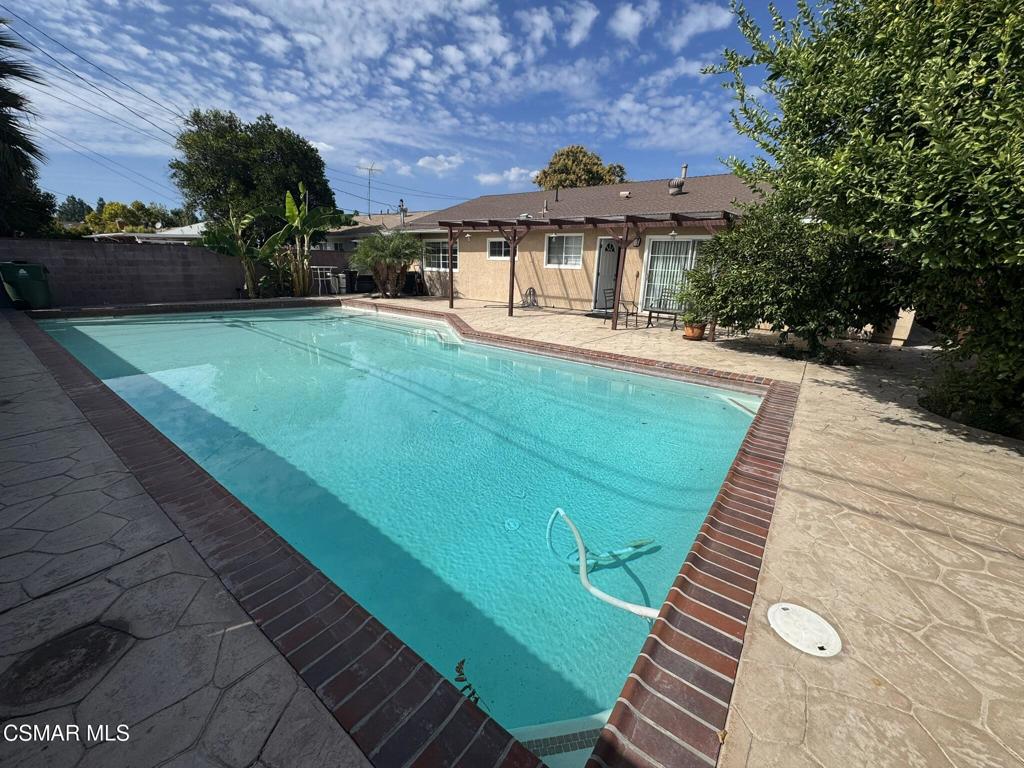 22630 Gilmore Street Property Photo 20