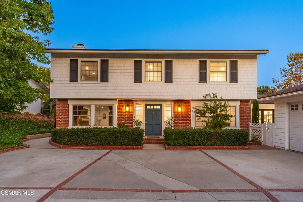 3586 Lathrop Avenue Property Photo 6