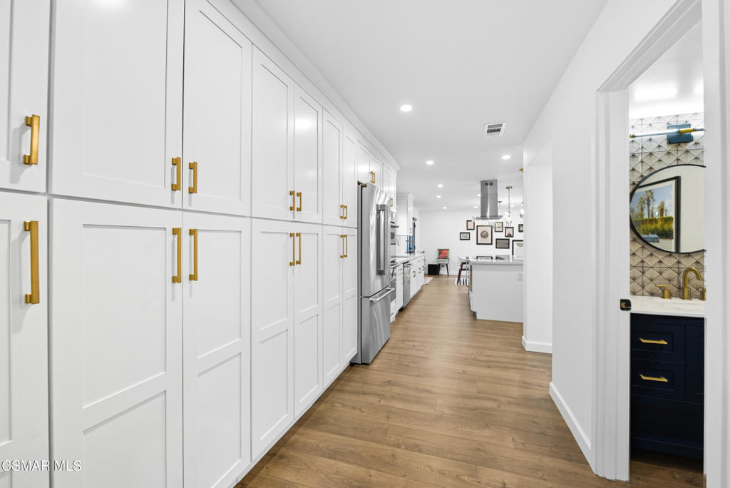 3586 Lathrop Avenue Property Photo 24