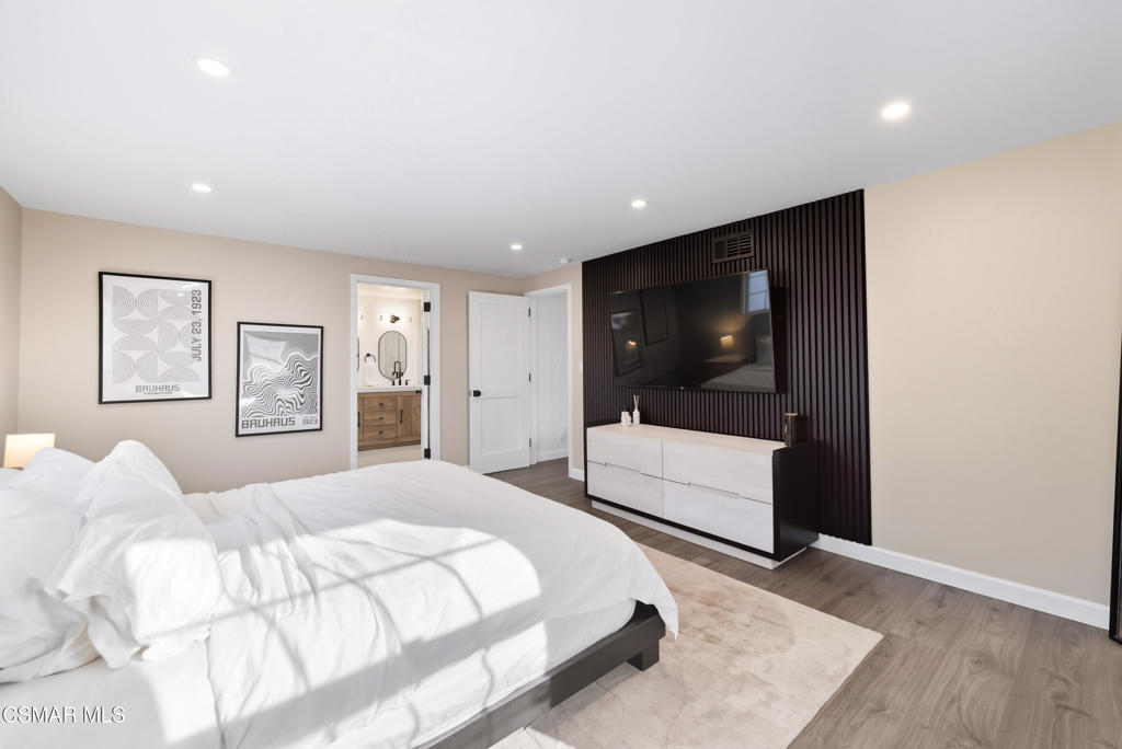 3586 Lathrop Avenue Property Photo 40