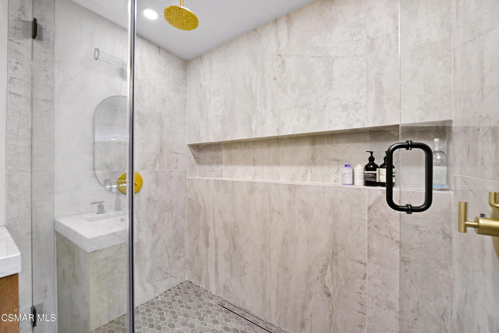 3586 Lathrop Avenue Property Photo 43