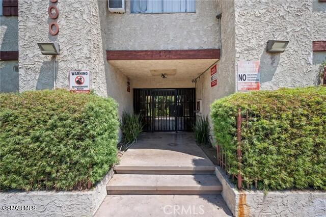 8800 Cedros Avenue 204 Property Photo 5