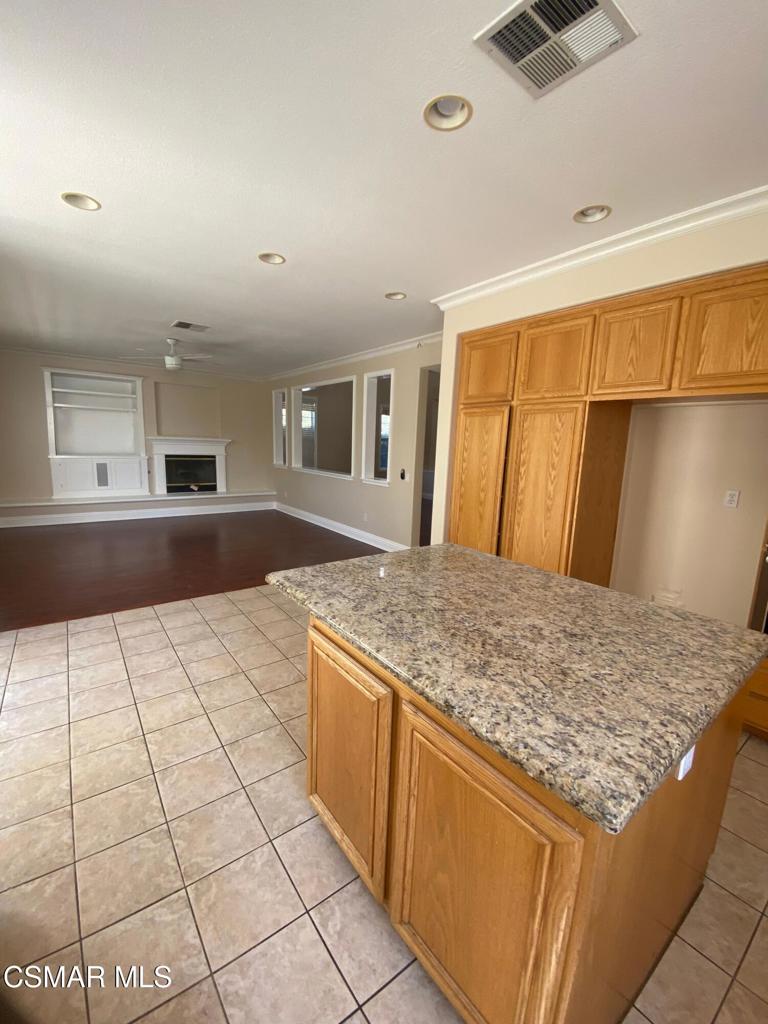 2559 Parade Avenue Property Photo 5