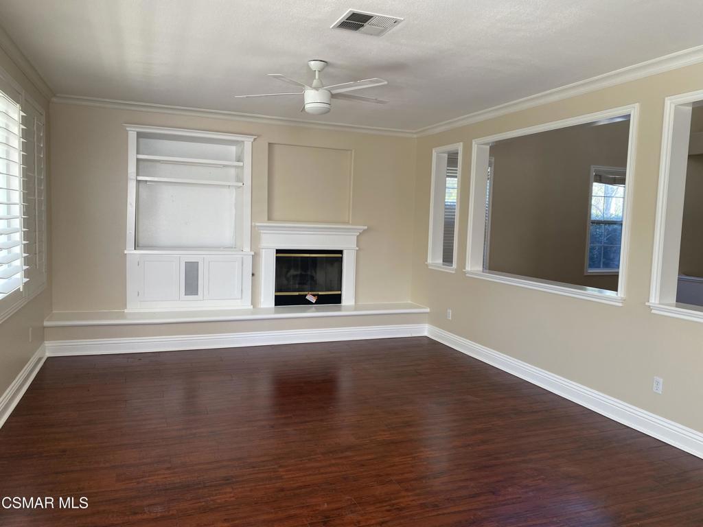 2559 Parade Avenue Property Photo 8