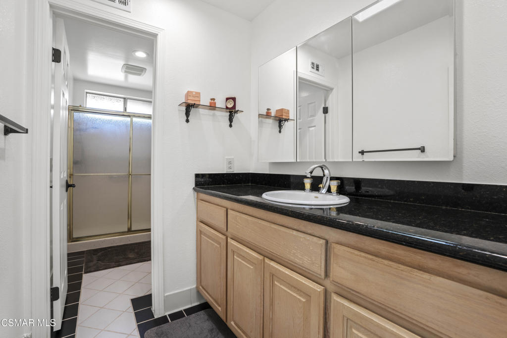 331 Triangle Street Property Photo 14