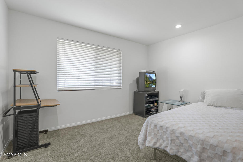 331 Triangle Street Property Photo 16