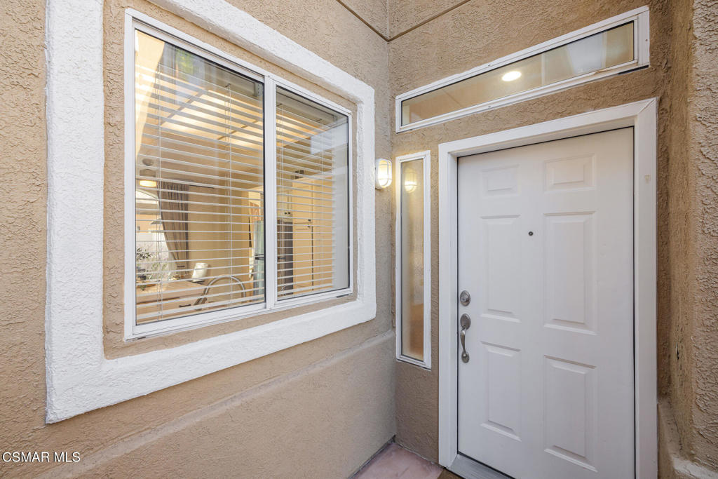 4153 Brookcrest Court Property Photo 5