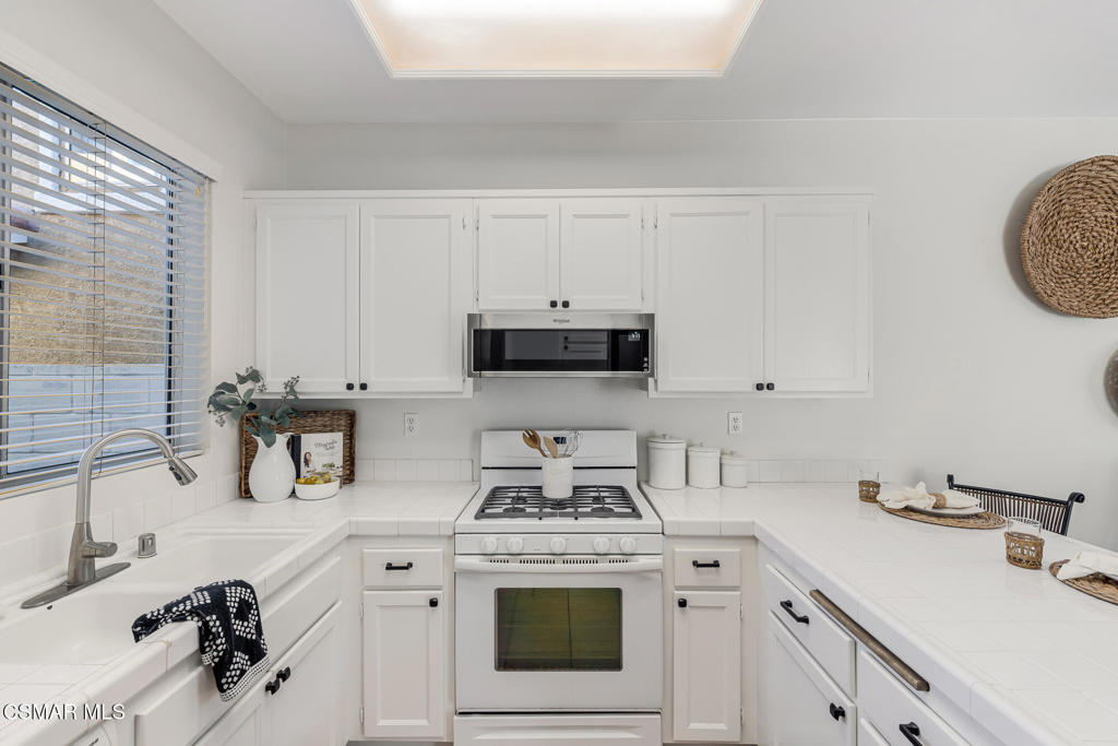 4153 Brookcrest Court Property Photo 12