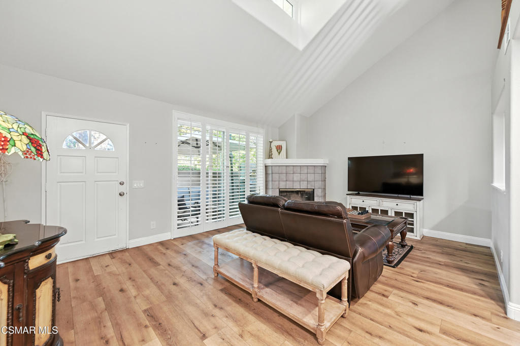 22203 Shadow Valley Circle Property Photo 10