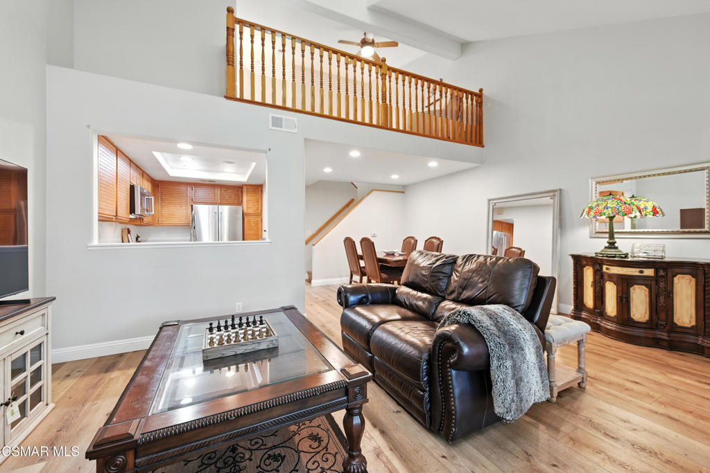 22203 Shadow Valley Circle Property Photo 13