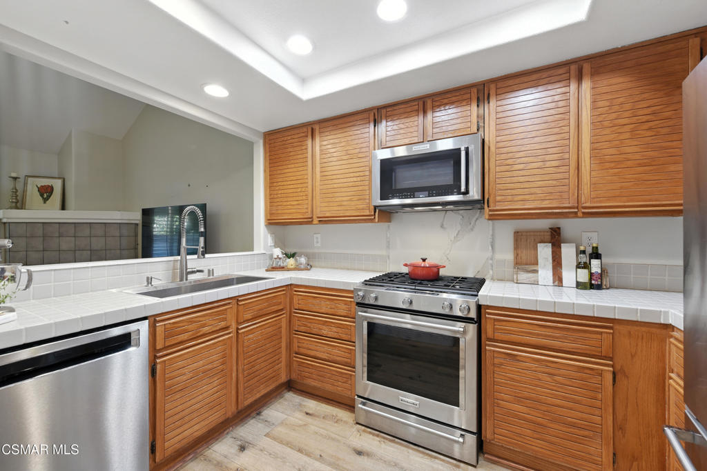 22203 Shadow Valley Circle Property Photo 16