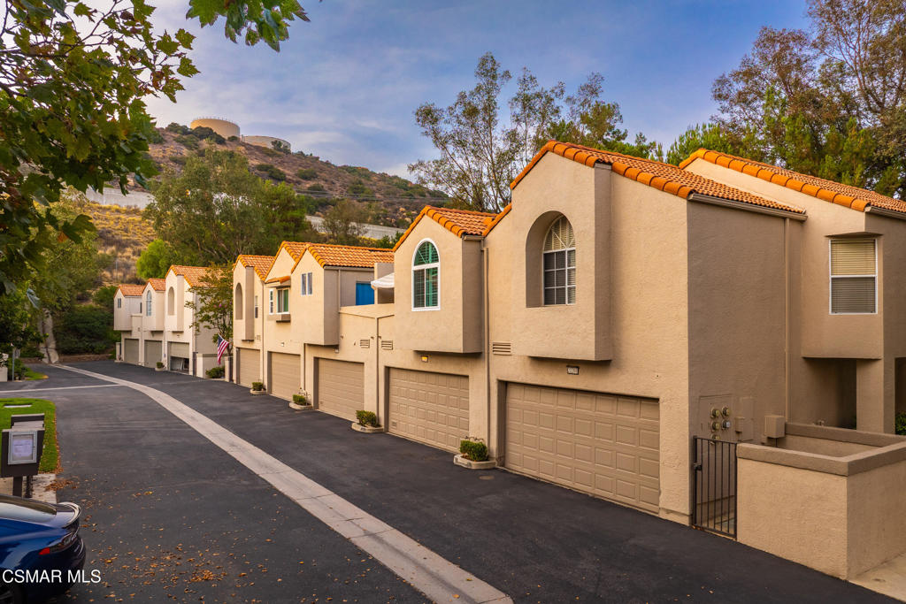 22203 Shadow Valley Circle Property Photo 35