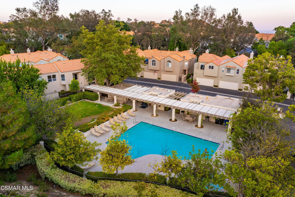 22203 Shadow Valley Circle Property Photo 43