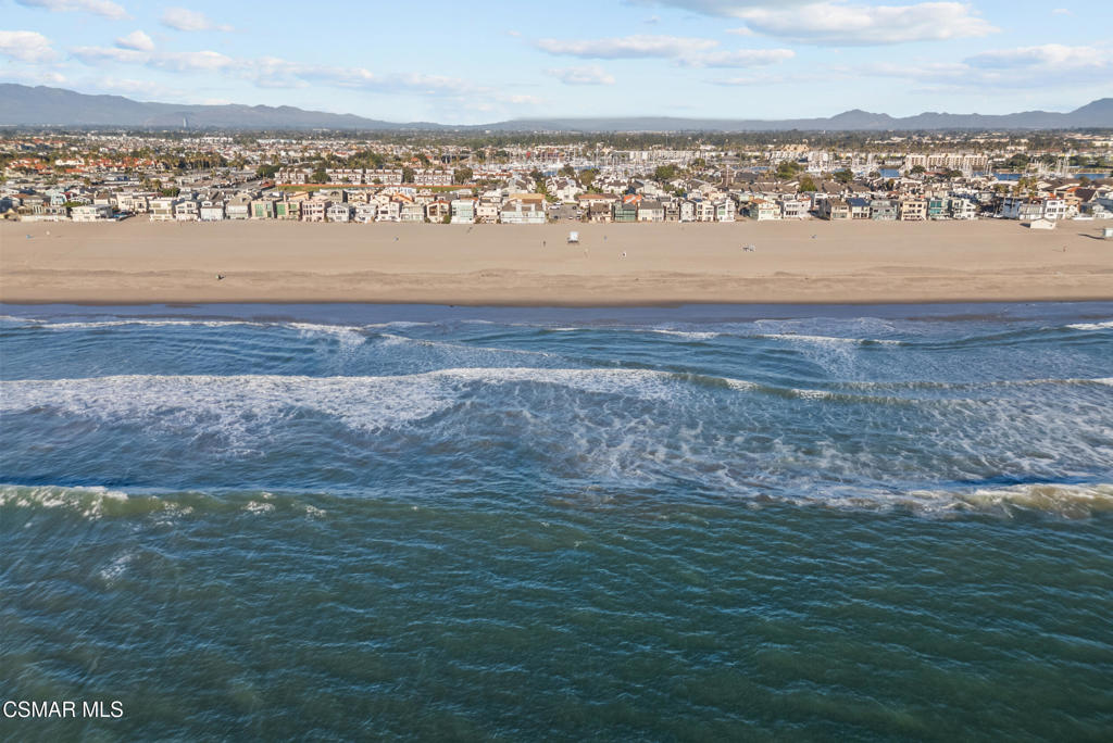 2930 Isle Way B Property Photo 33