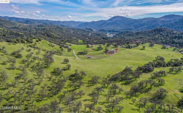 13300 Lone Bend Road Property Photo 3
