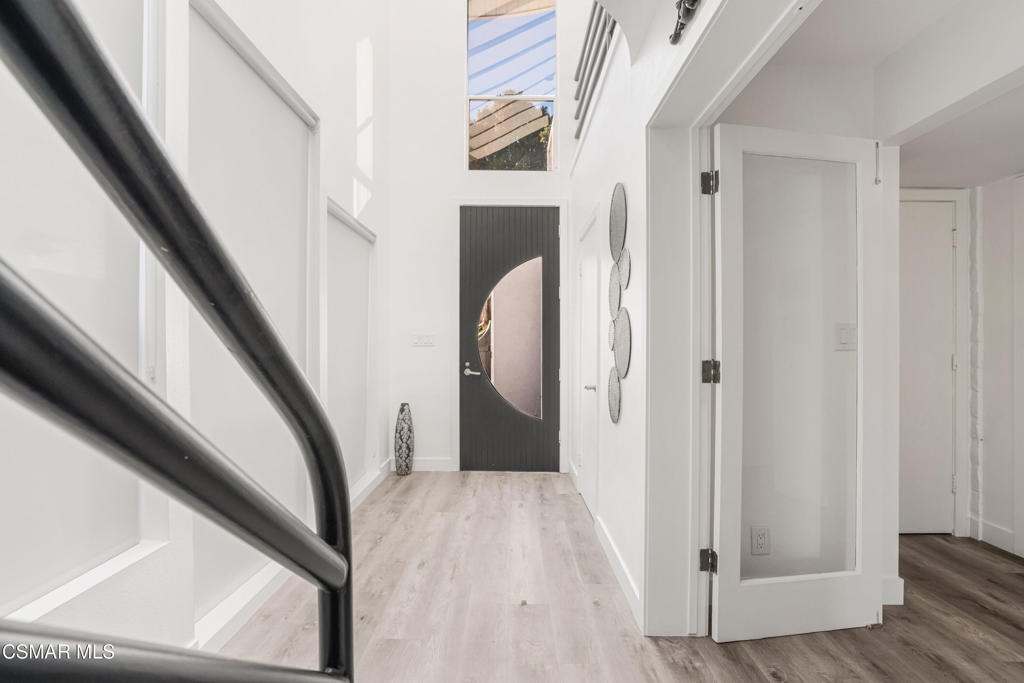 2014 Napoli Drive Property Photo 6