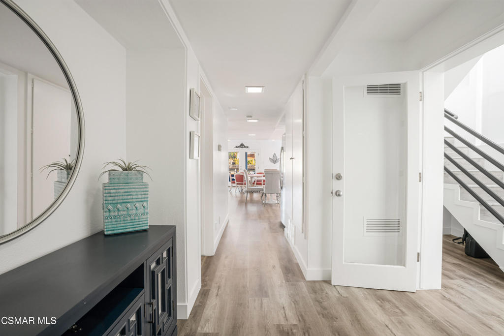 2014 Napoli Drive Property Photo 7