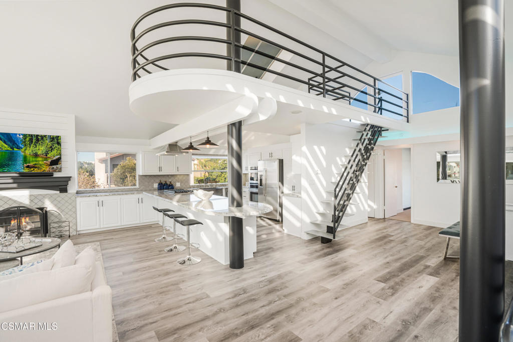 2014 Napoli Drive Property Photo 15