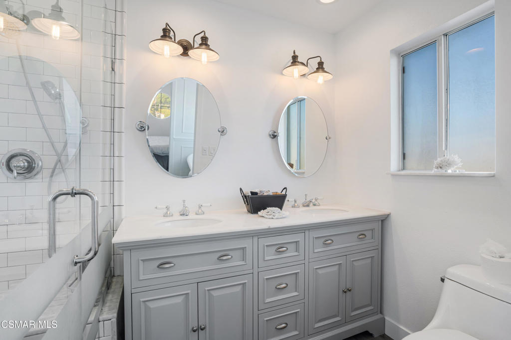 2014 Napoli Drive Property Photo 28
