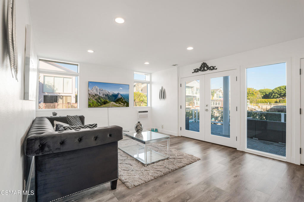 2014 Napoli Drive Property Photo 39
