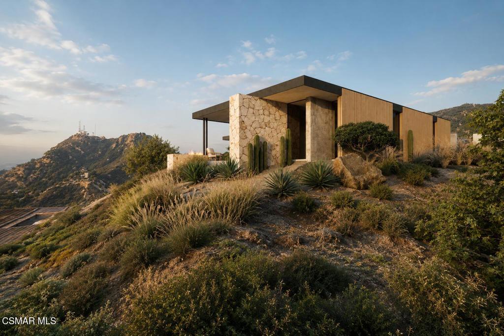 23118 Saddle Peak Road Property Photo 16