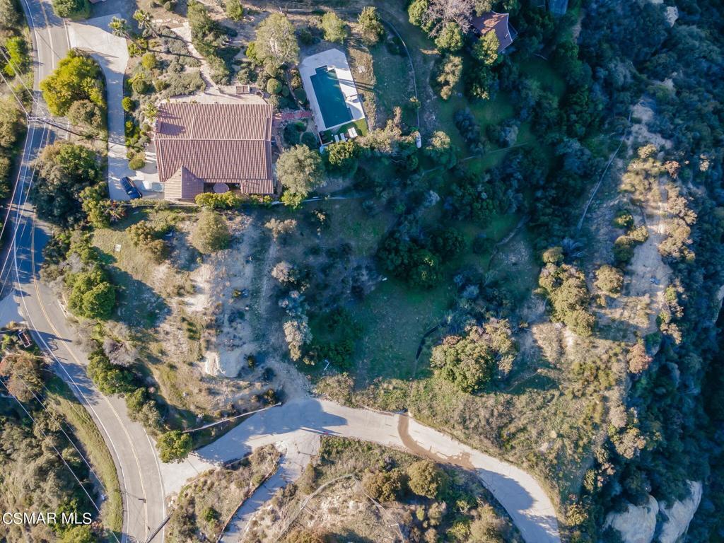 23118 Saddle Peak Road Property Photo 28