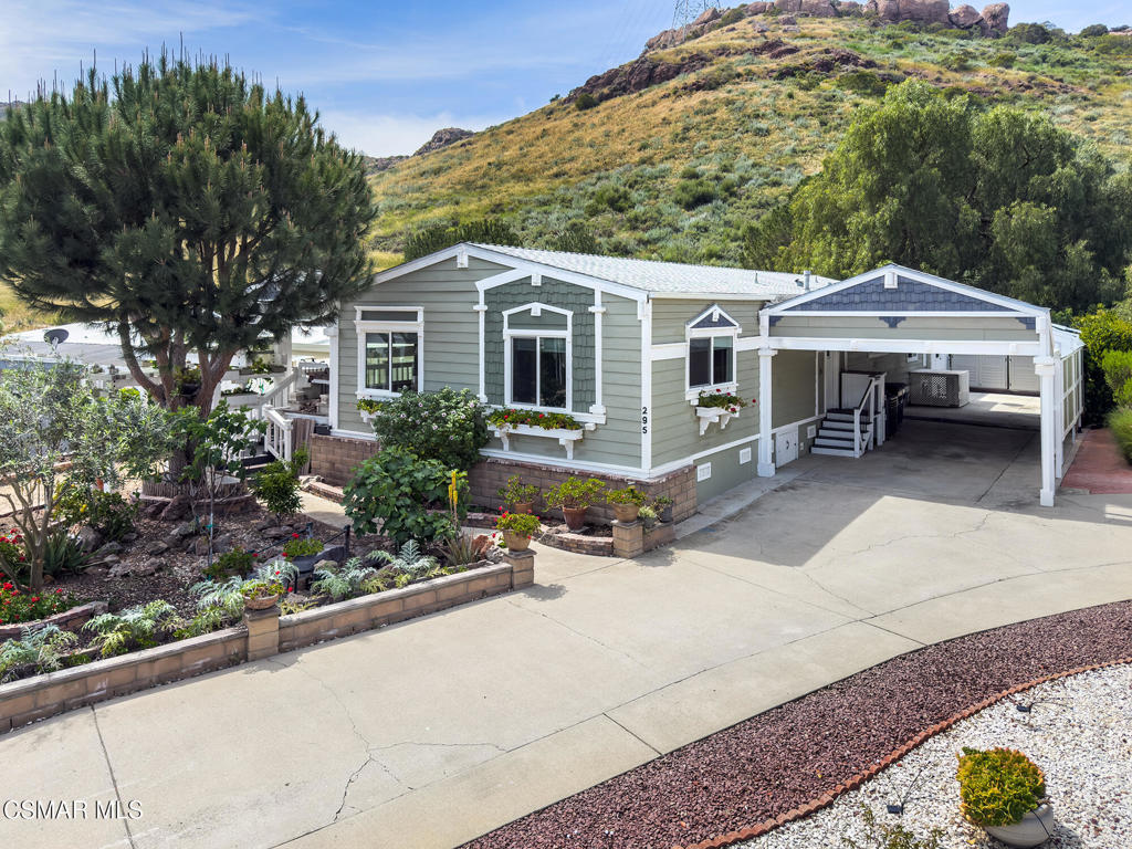 295 El Cielo Property Photo 1