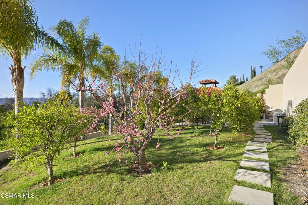 22442 Sueno Road Property Photo 29